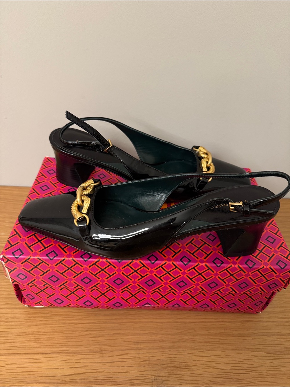 Tory Burch Jessa Black Patent Slingback Pumps with Gold Chain